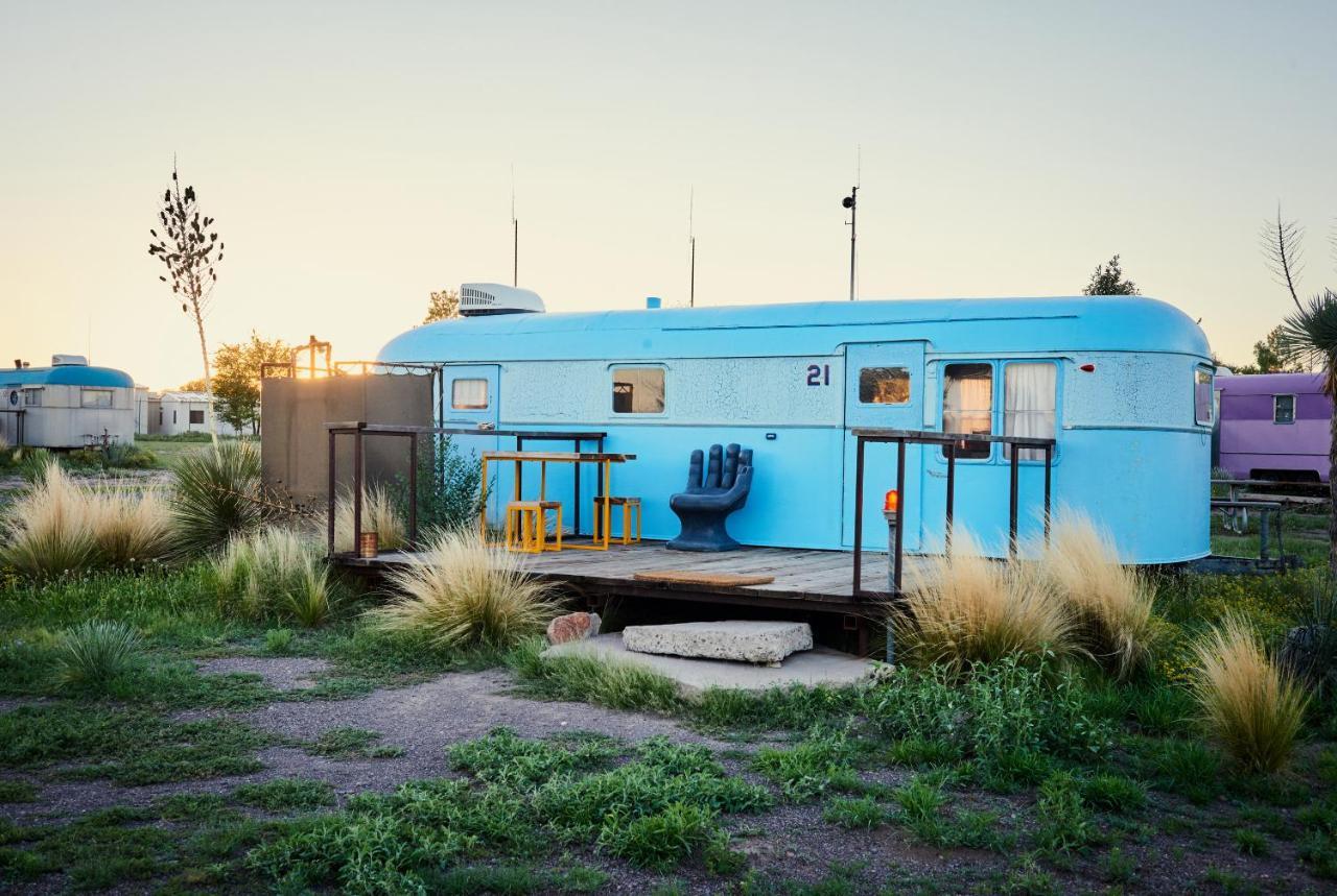 El Cosmico Villa Marfa Exterior photo