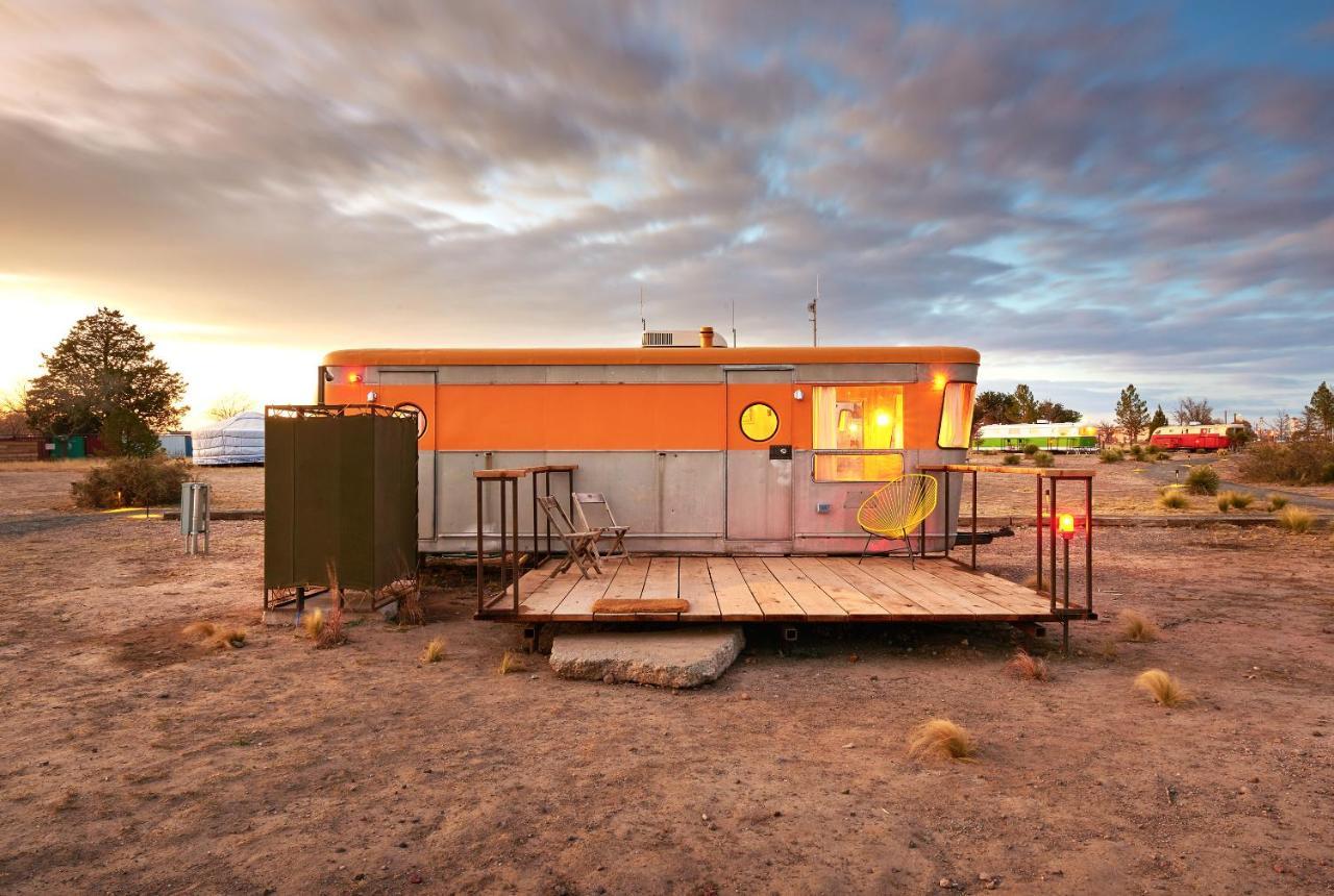 El Cosmico Villa Marfa Exterior photo
