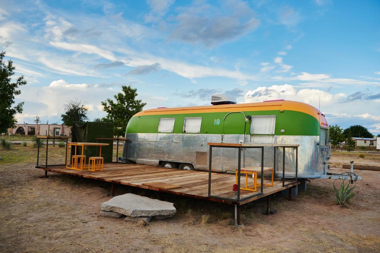 El Cosmico Villa Marfa Exterior photo