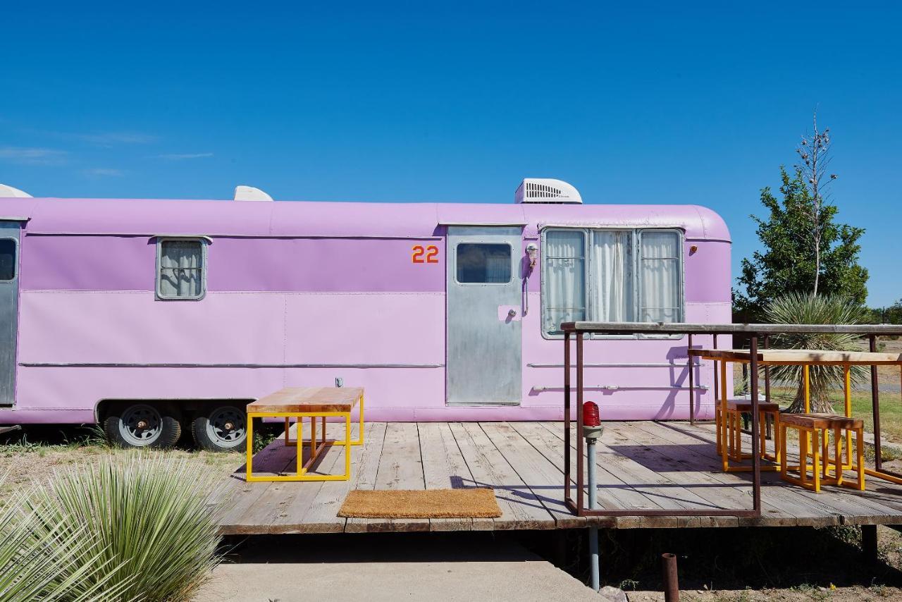 El Cosmico Villa Marfa Exterior photo