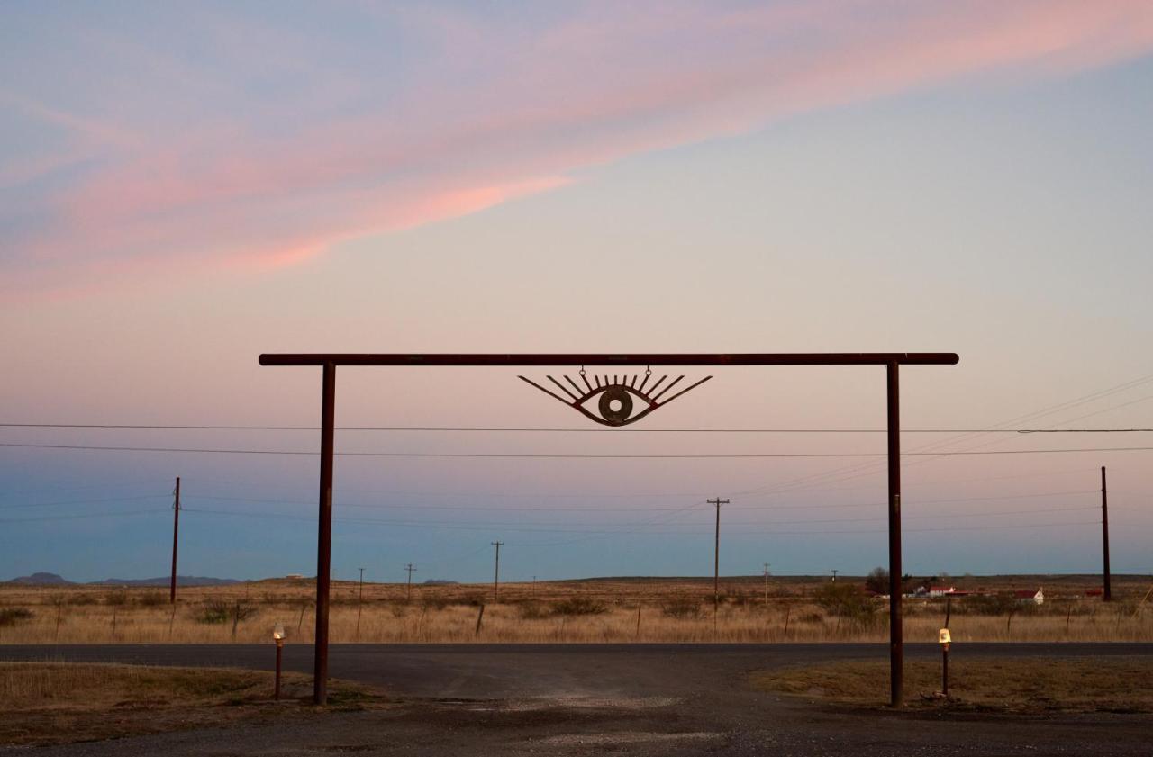 El Cosmico Villa Marfa Exterior photo