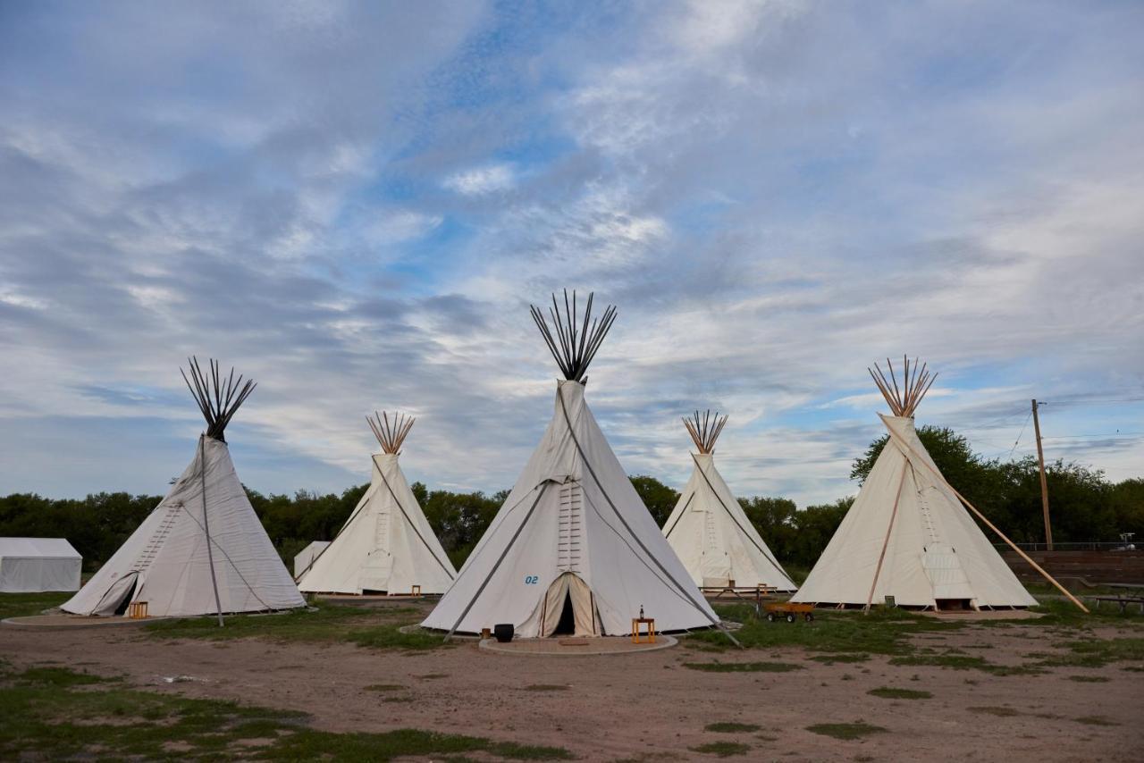 El Cosmico Villa Marfa Exterior photo